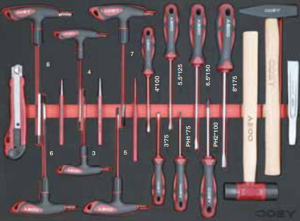 20 PIECE SCREWDRIVER AND PULL. ETC SET